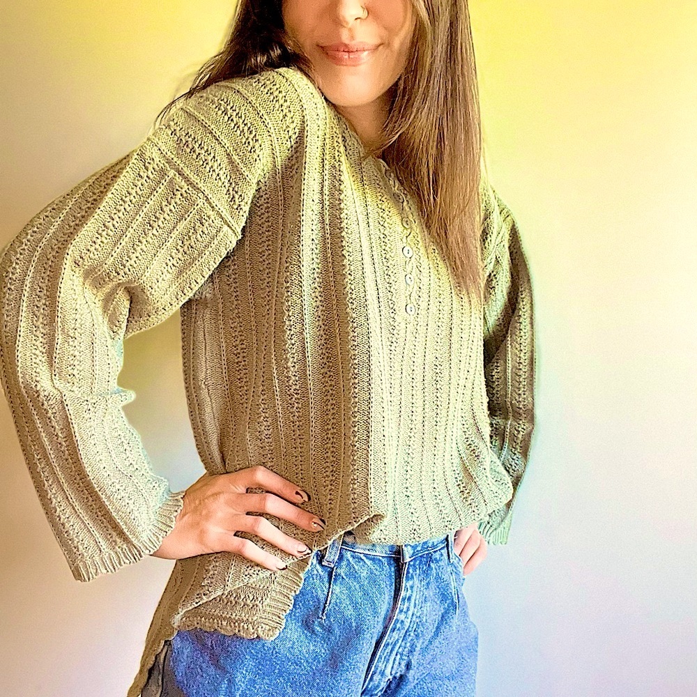Crochet Partners Retro Green Button Front Sweater / Knit Top
